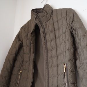 Snowcap Quilted Jacket in Dark Olive